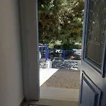 Aerides בית הארחה
