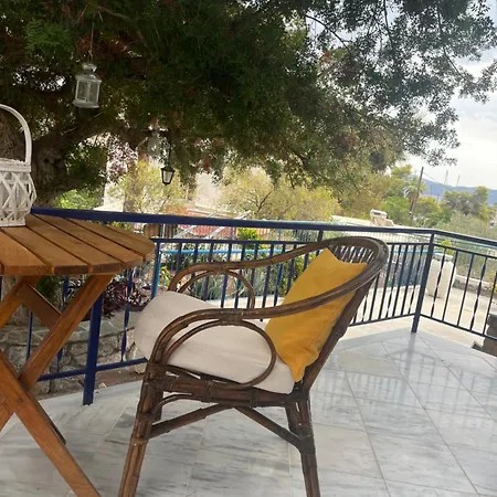 Guest house Aerides Studios