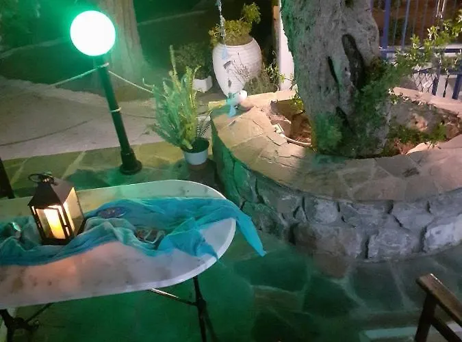 Aerides Konukevi Méthana